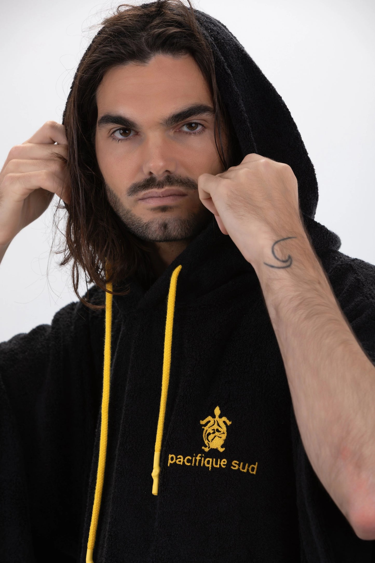 Poncho Surf Schwarz - Einheitsgröße - Tencel - Mit Ärmeln