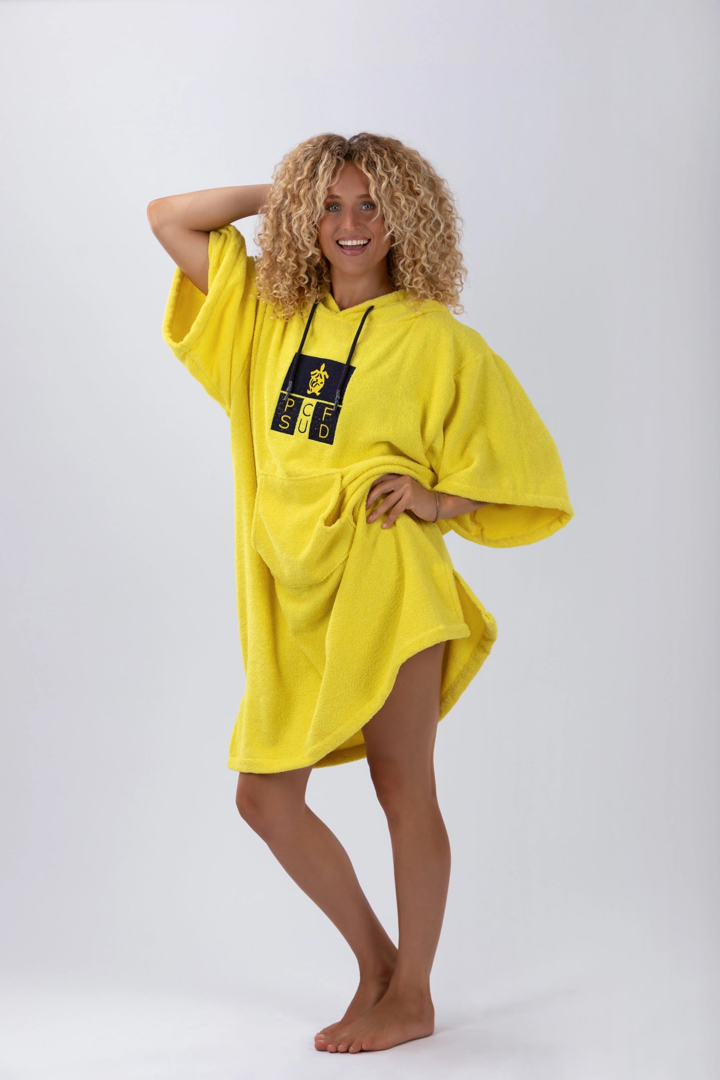 Poncho Surf Amarelo - Tamanho Único - Algodão - com mangas