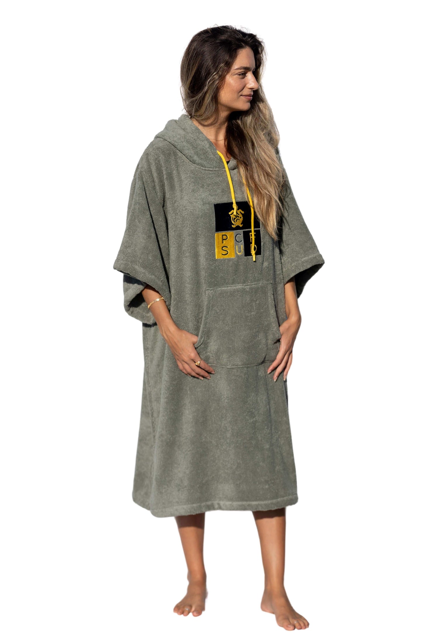 Poncho Surf Green With Sleeves
