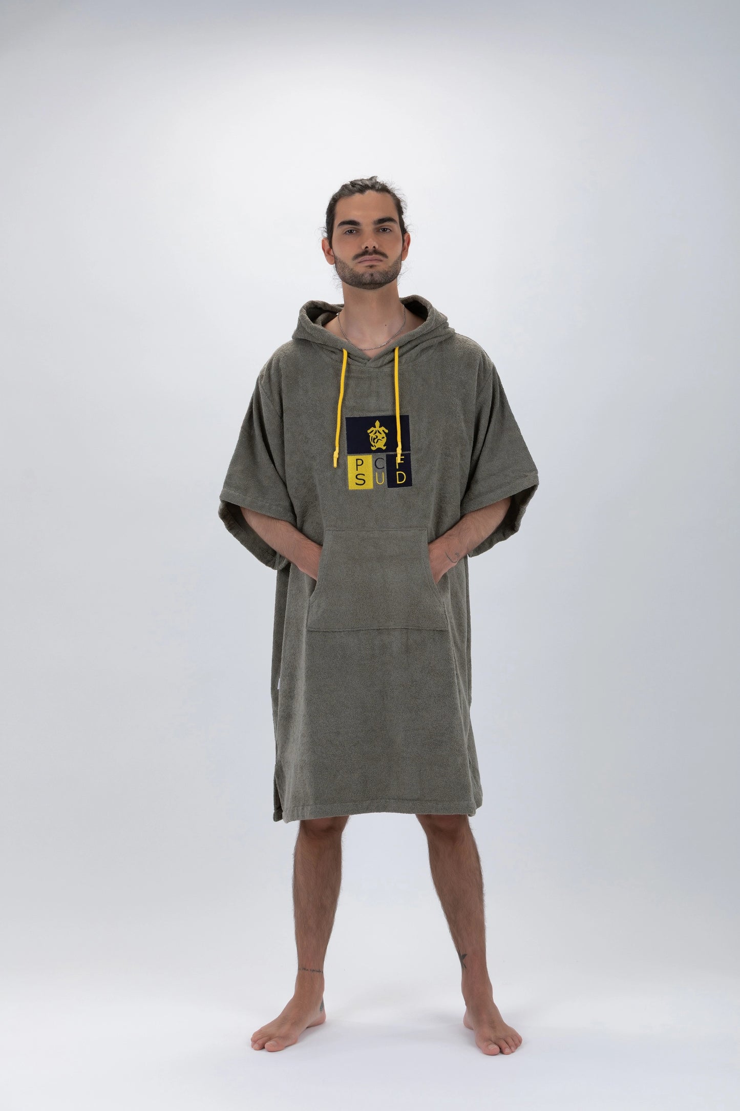 Grüner Surf-Poncho – Einheitsgröße – Baumwolle – mit Ärmeln